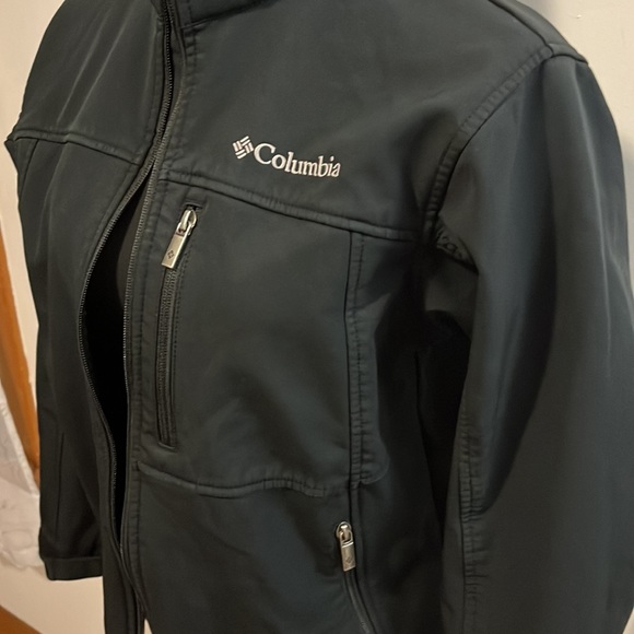 Columbia Jacket - Picture 4 of 8